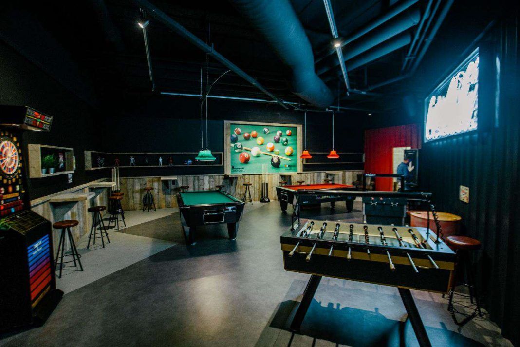 Antwerp shopping centre opens world’s largest man cave.