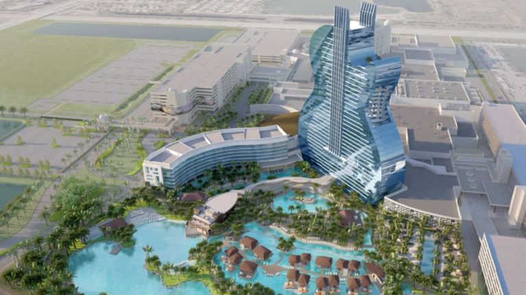 guitar-shaped-hotel