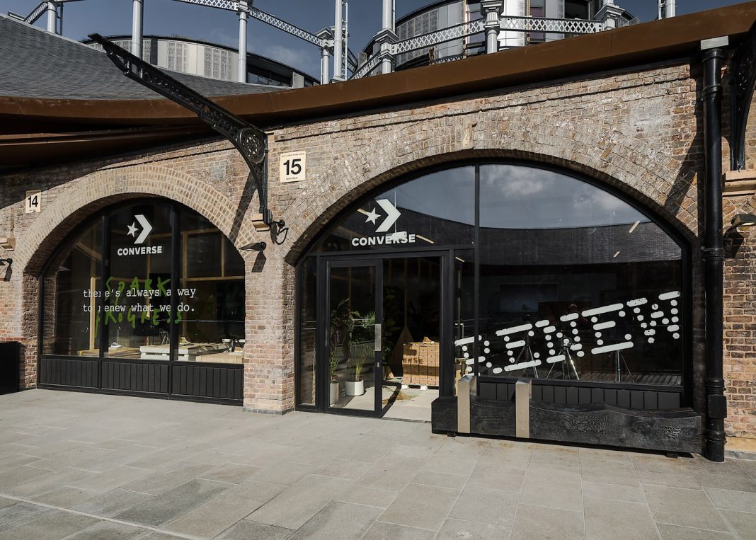 Converse, Coall Drops Yard