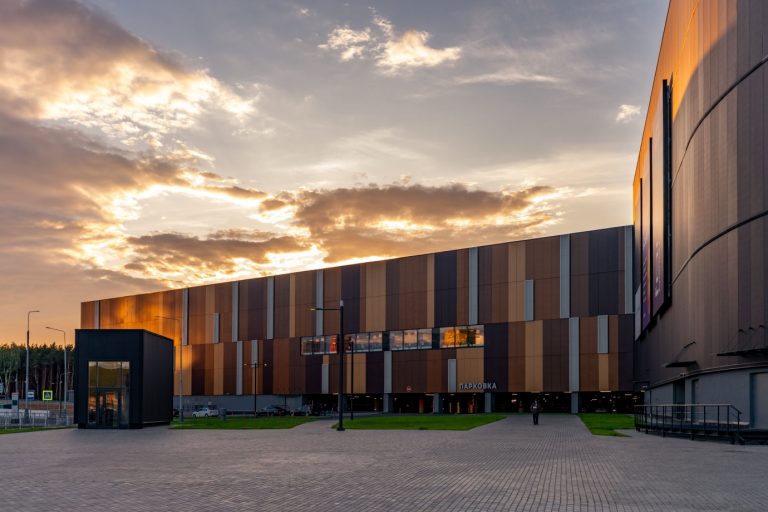 Salaris Transit Hub