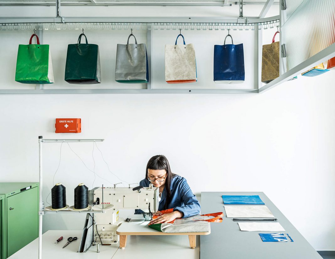 Freitag_Sweat_Yourself_Zurich-08