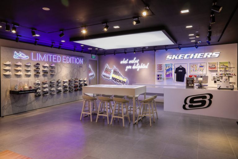 Skechers-Jewel-Changi-Airport-Store