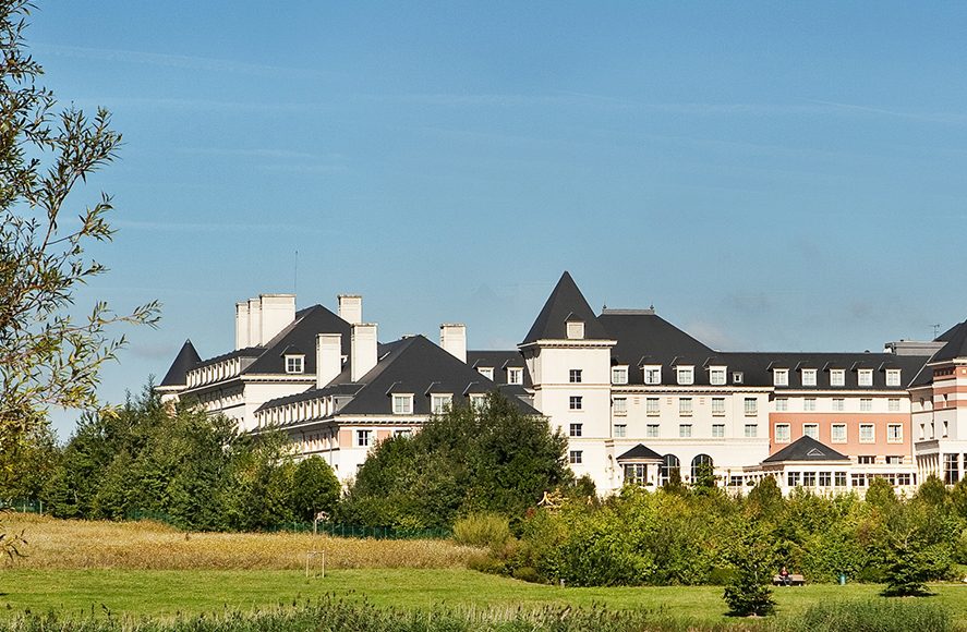 Benson Elliot And Schroders Acquire €240m Disneyland Paris Hotel Portfolio Retail & Leisure