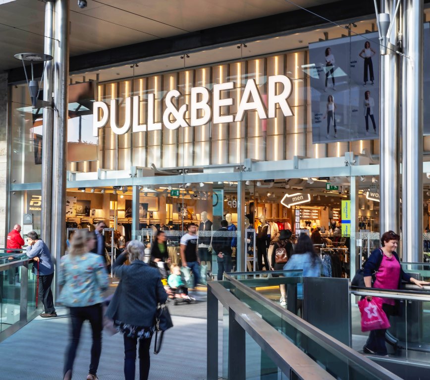 Momentum_Pull&Bear