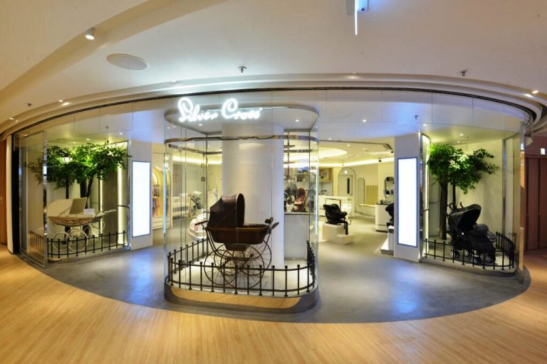 Leading British nursery brand Silver Cross unveils its first global flagship store in Hong Kong.