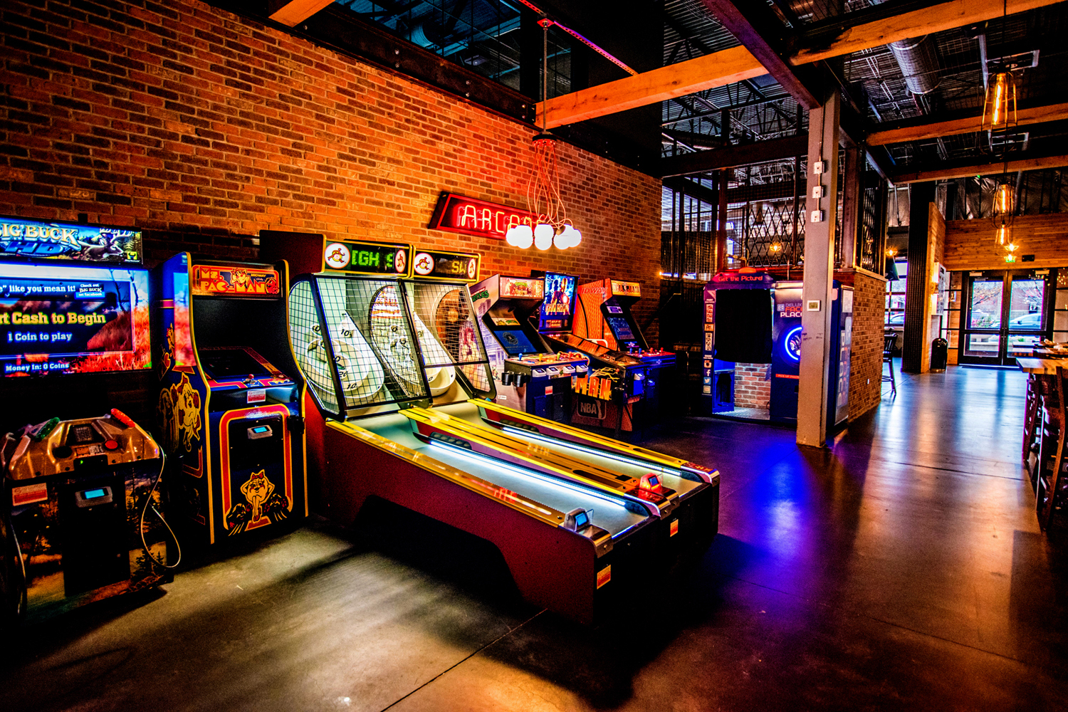 Eatertainment Next Level Dining