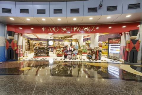 FAO Schwarz’s airport footprint expands
