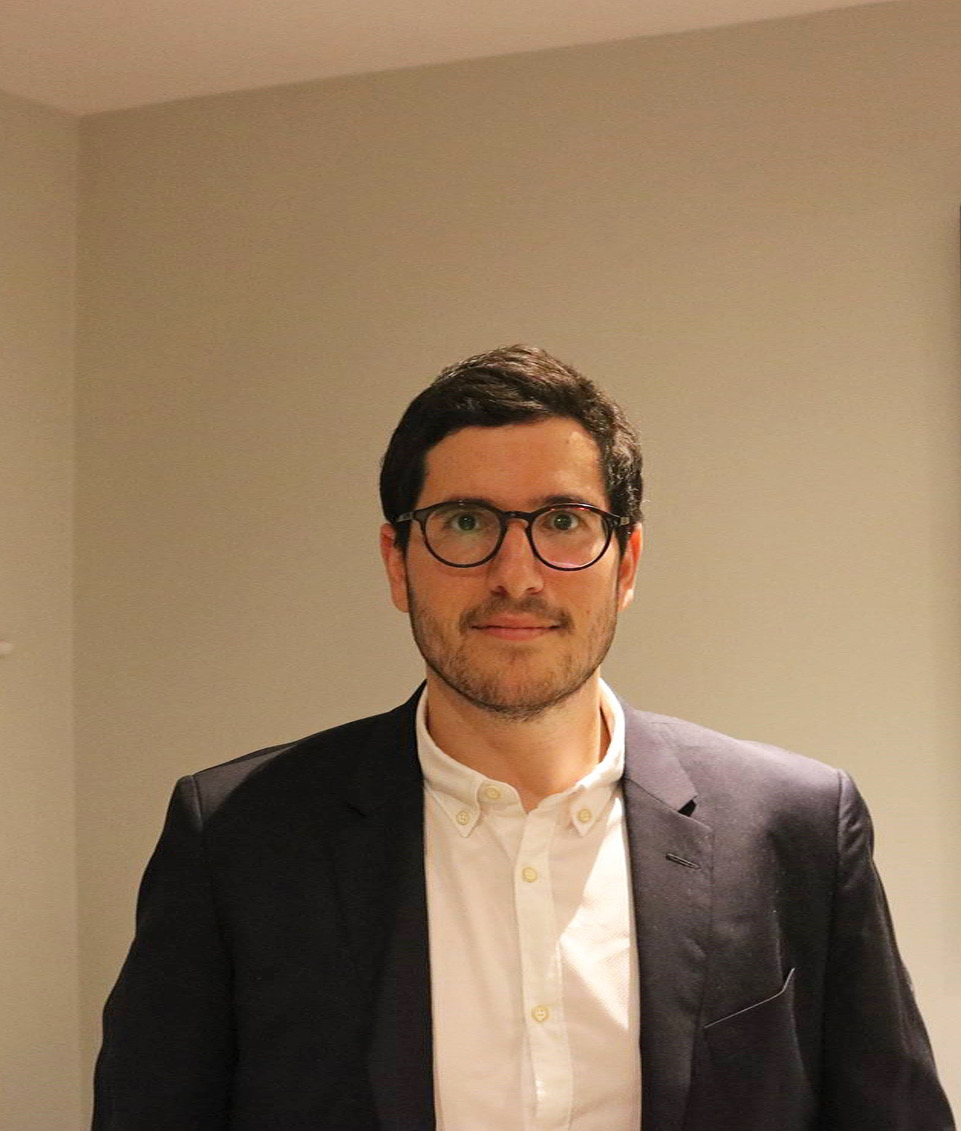 Simon Carson
