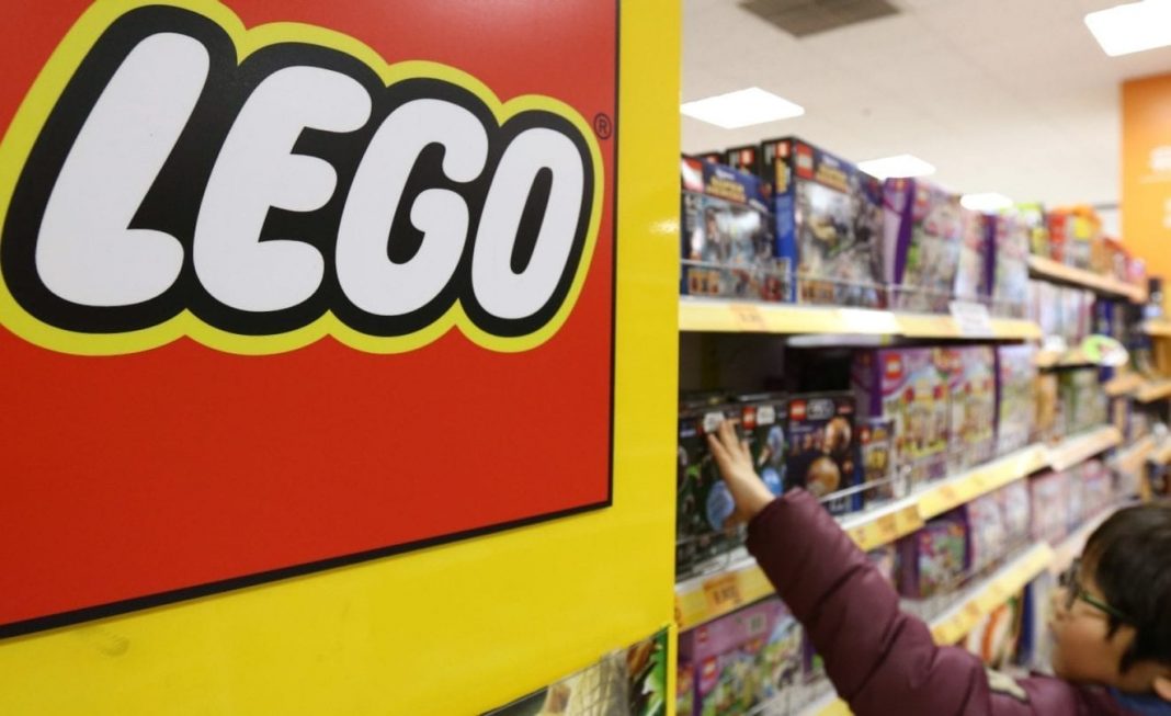 LEGO