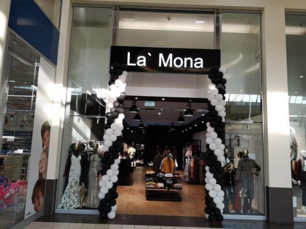 La'Mona