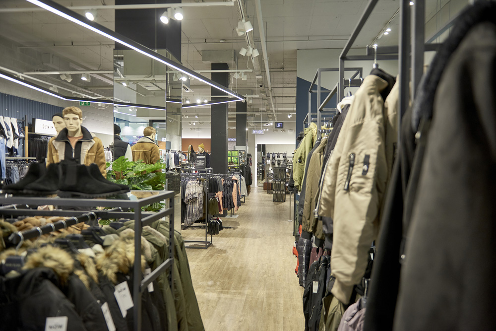 New flagship River Island store opens in Grosvenor Shopping Northampton 4