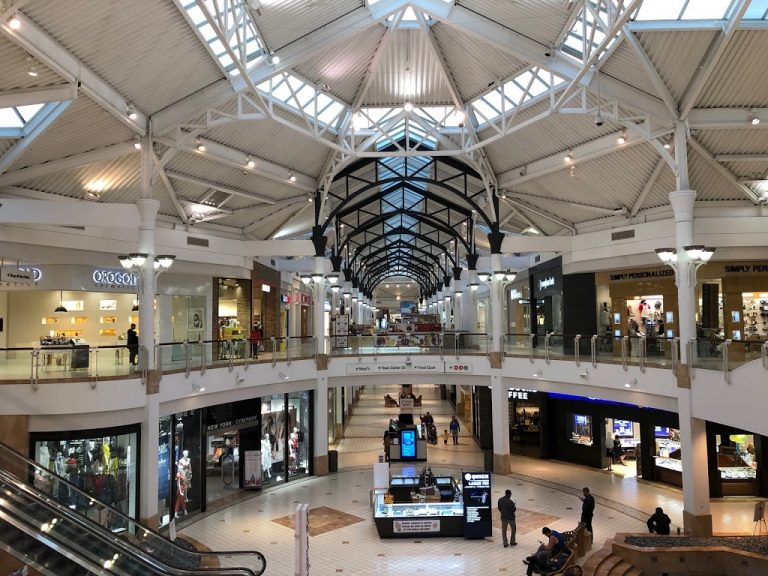 Westfield Valencia Town Center owned Unibail-Rodamco-Westfield gets  makeover