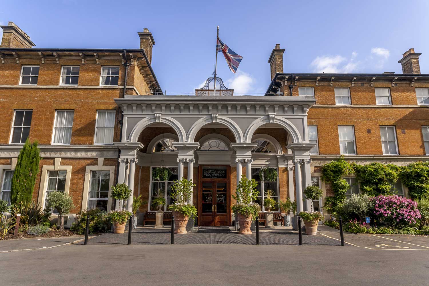 A First Look at the Oatlands Park Hotel MultiMillion Pound Refurbishment Retail & Leisure A First Look at the Oatlands Park Hotel MultiMillion Pound Refurbishment Retail & Leisure