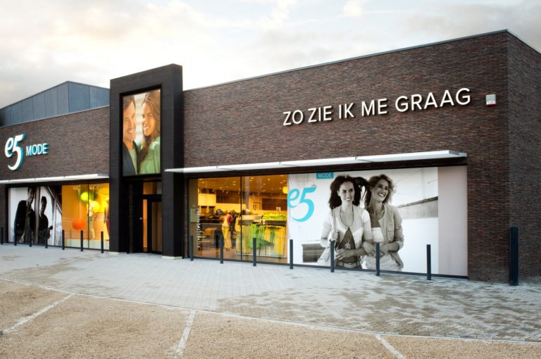 e5 Mode are to close all stores