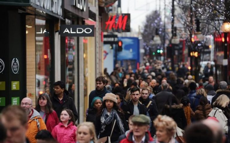 UK retail sales decline on high street – reducing GBP value