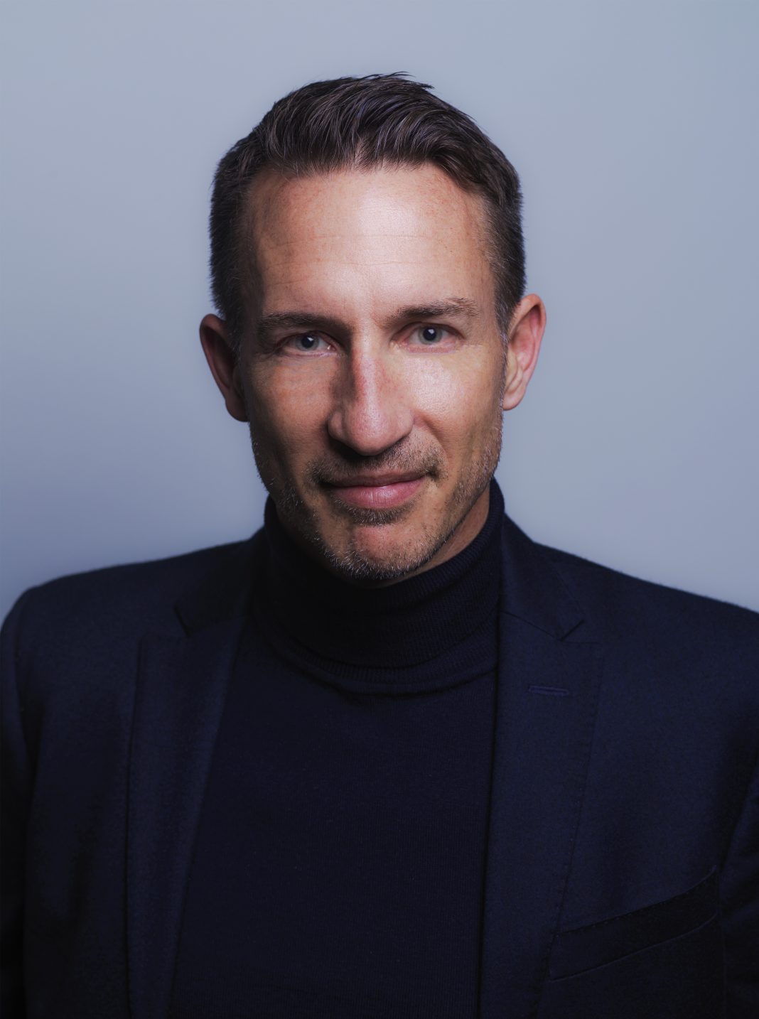 VOLKER STINNES