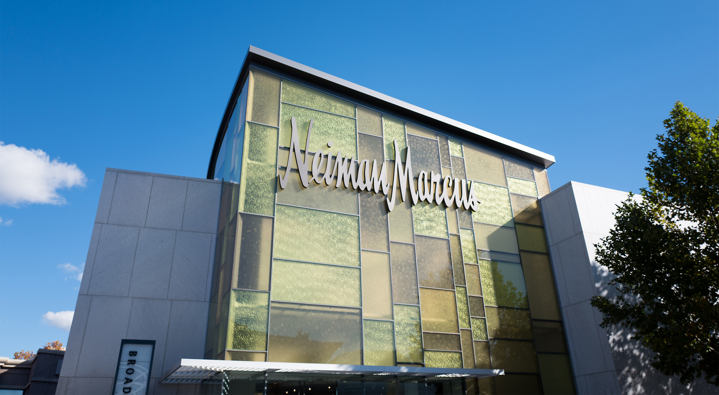 Neiman Marcus considering shutting down store at Hudson Yards, New York