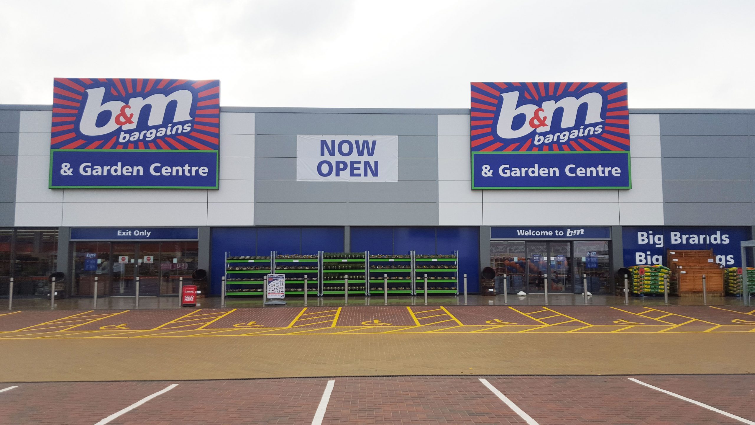 B&M makes excellent start Retail & Leisure International