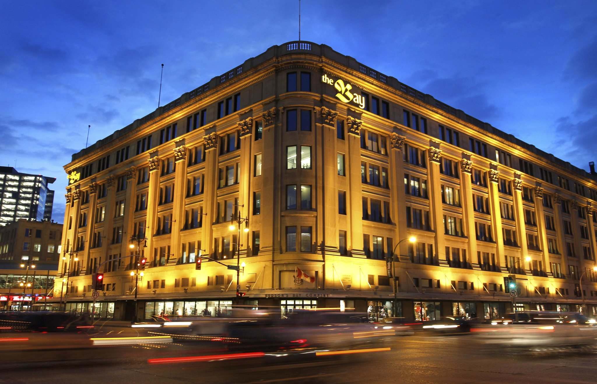 Hudson’s Bay to Close Downtown Winnipeg Store Retail & Leisure