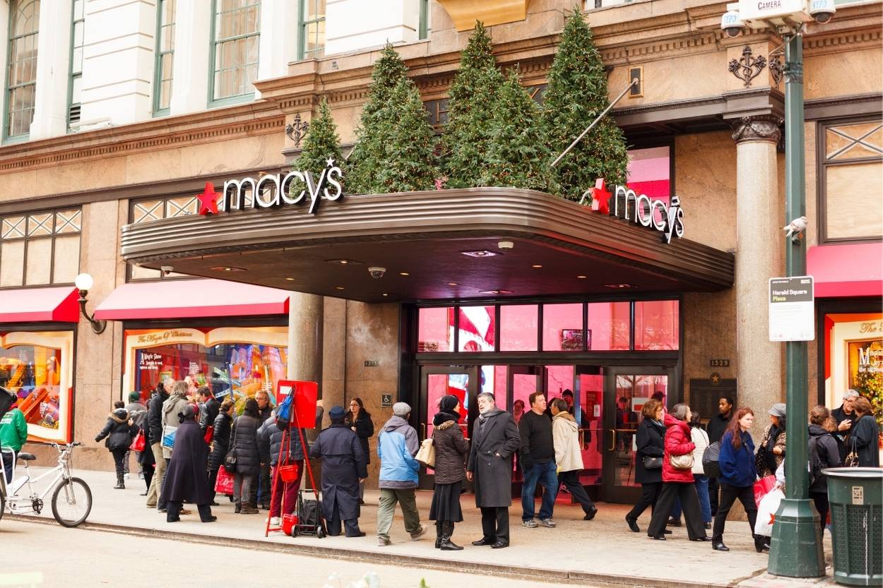 Macy’s Launches New Virtual, InPerson Stylist Appointments Retail