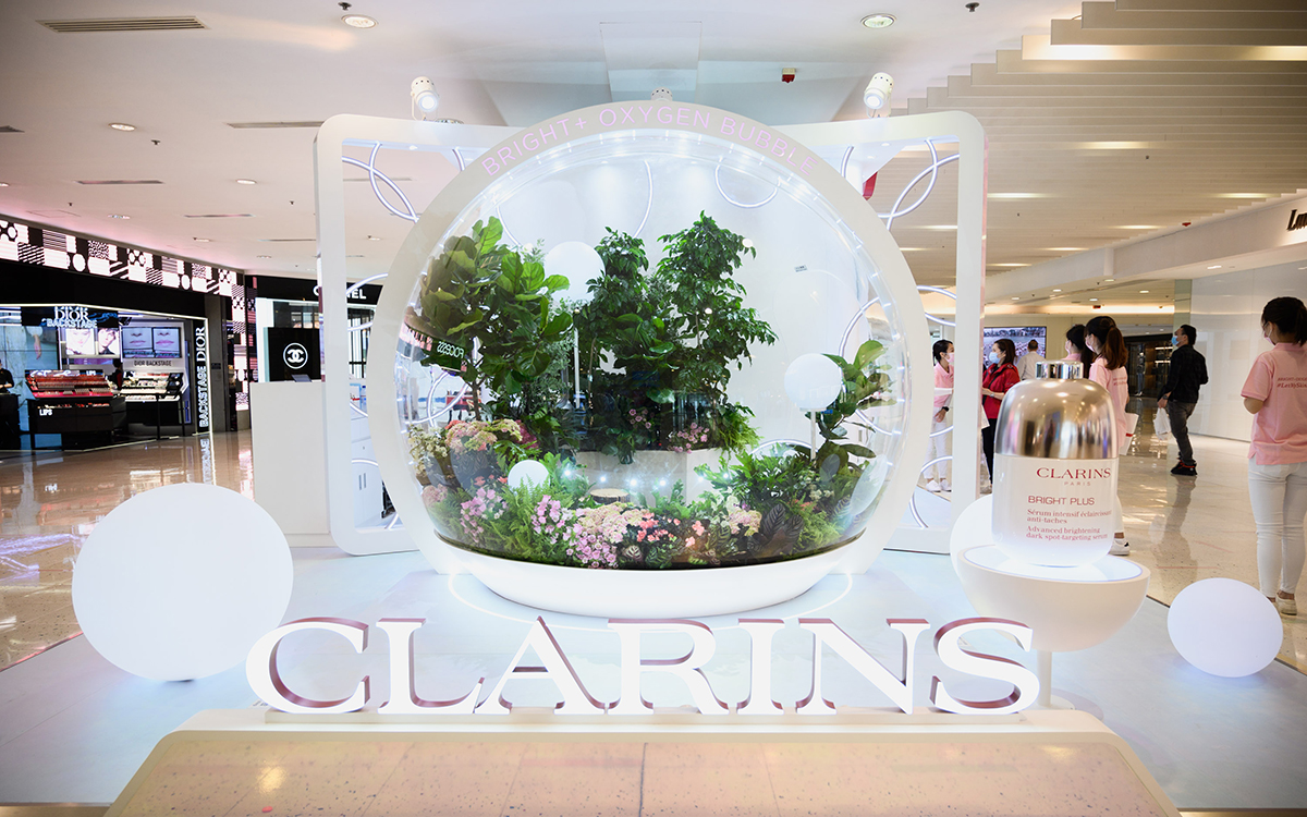 Clarins O2 Clarins Opens ‘BRIGHT + Oxygen Bubble’ at Harbour City | Retail ...