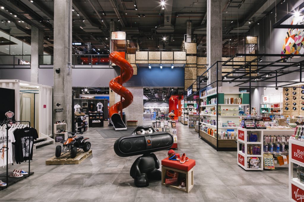 Azadea Group - True to the Customer 4 Virgin Megastore -Yas Mall