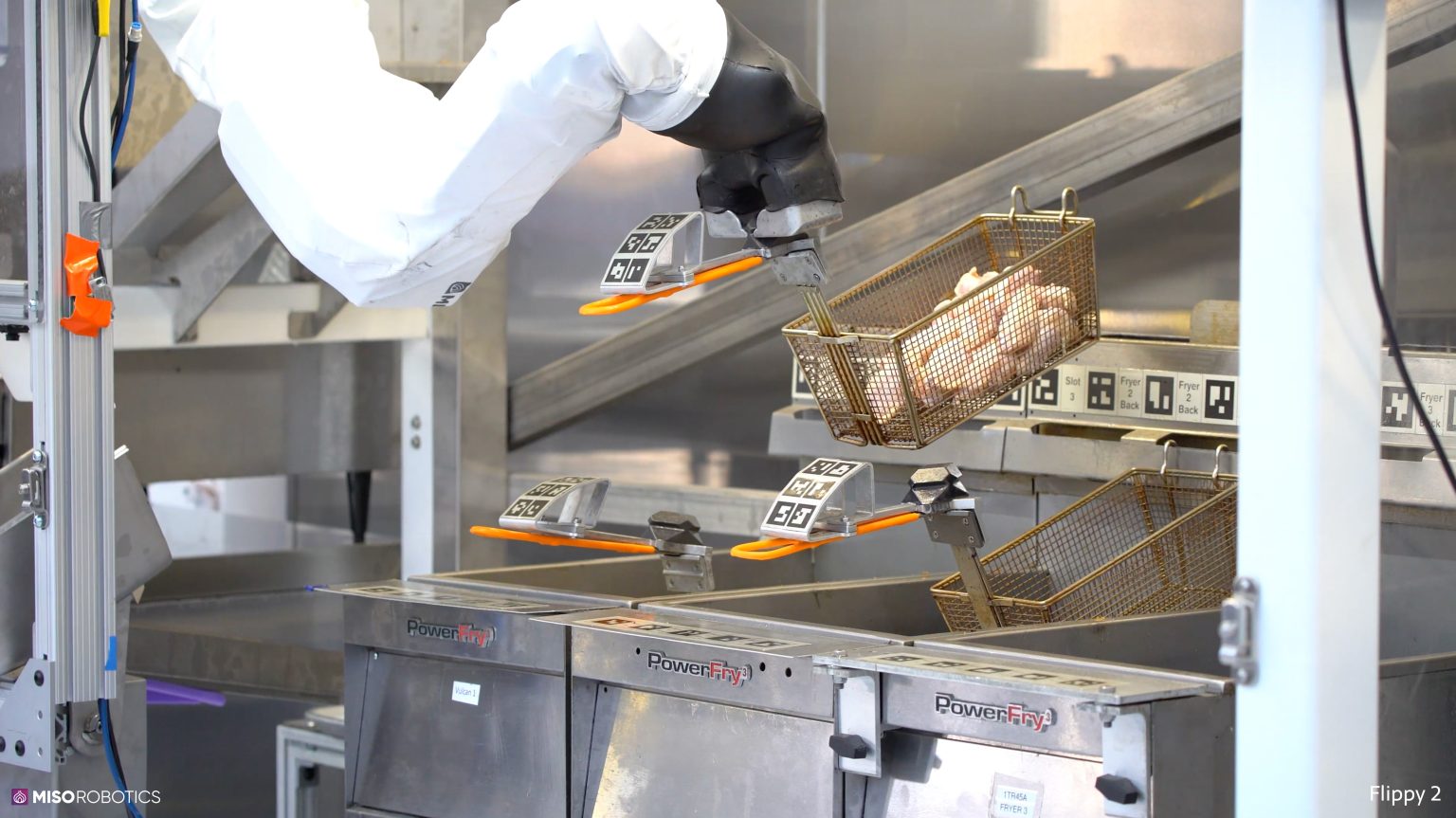 Miso-Robotics-Flippy-2-Cooking-Chicken-Wings-1536x863