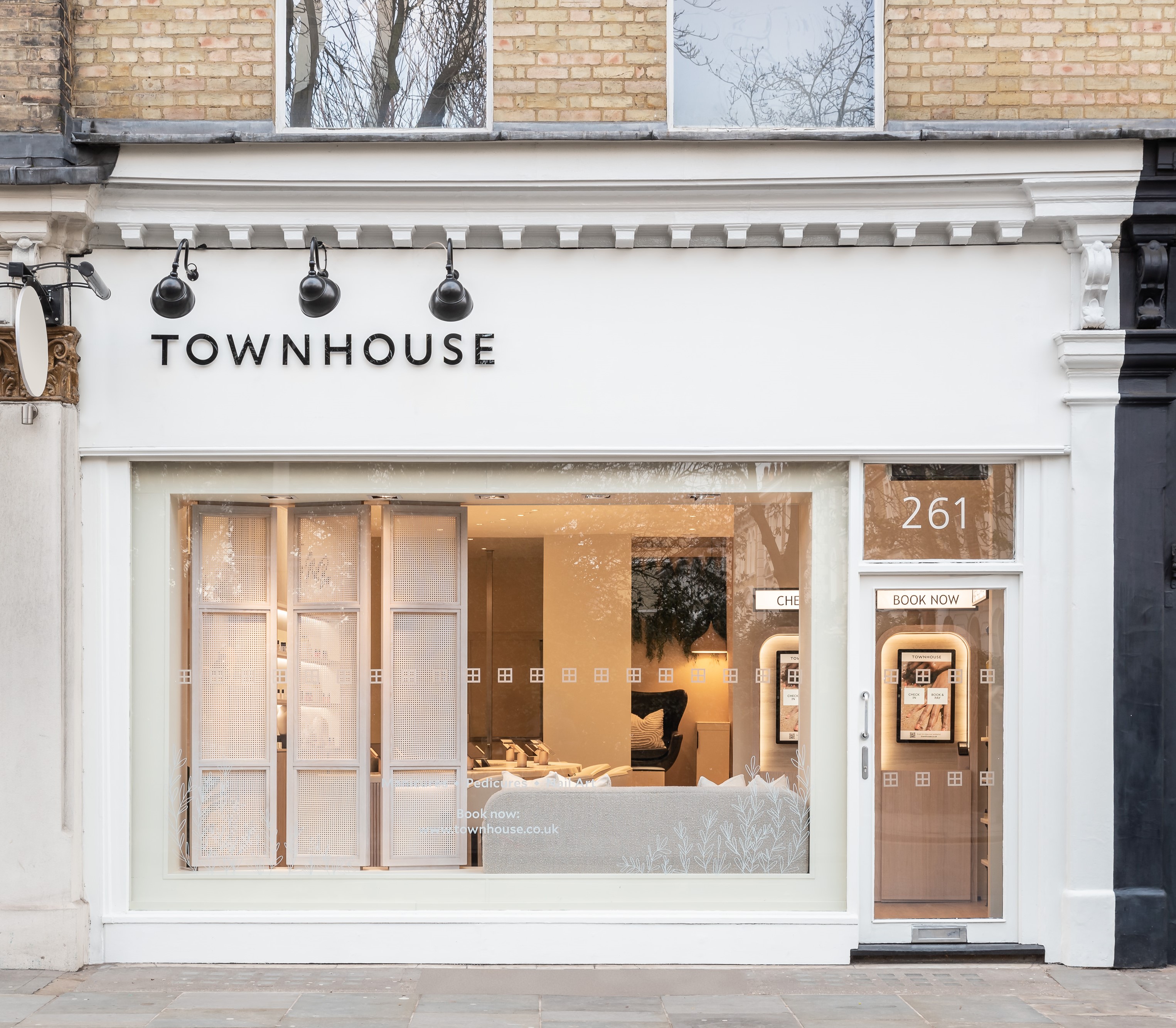 Leading Nailcare Brand Townhouse Opens on King’s Road Retail