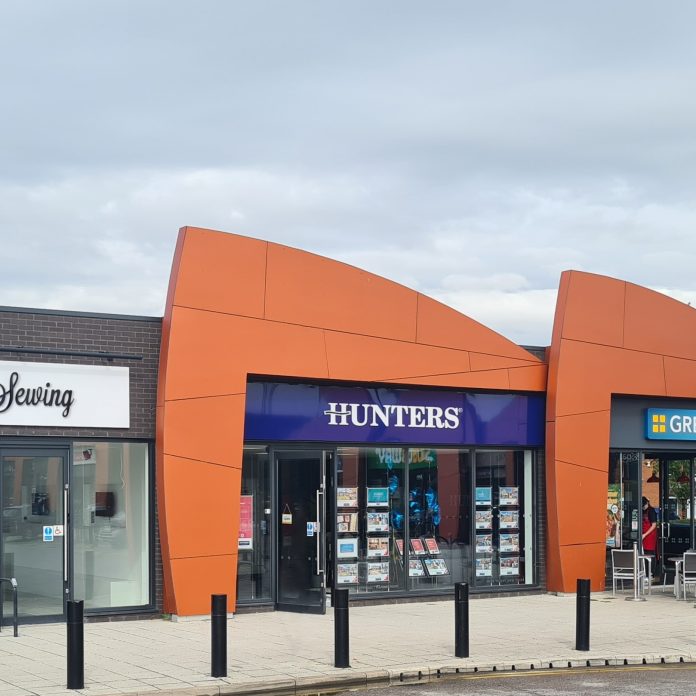 Hunters Report Brisk Business Retail & Leisure International