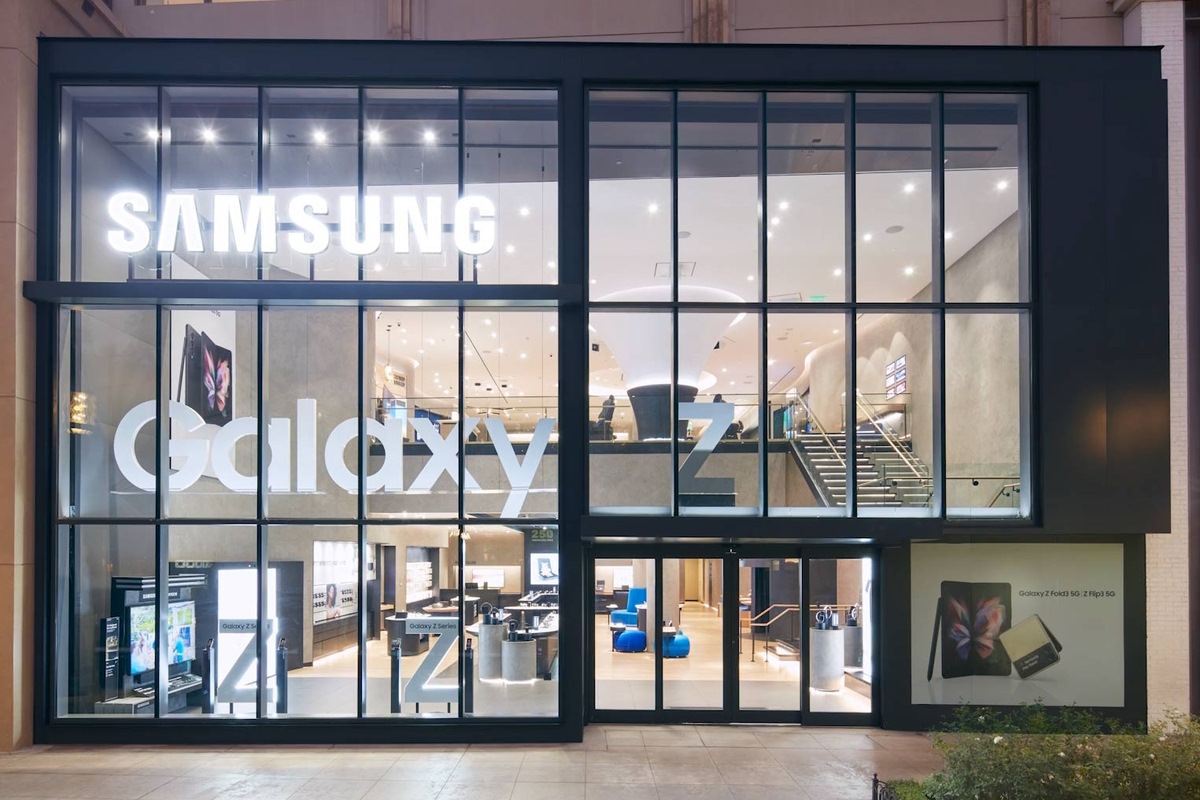 Samsung Opens Flagship Store In Central Seoul Retail & Leisure