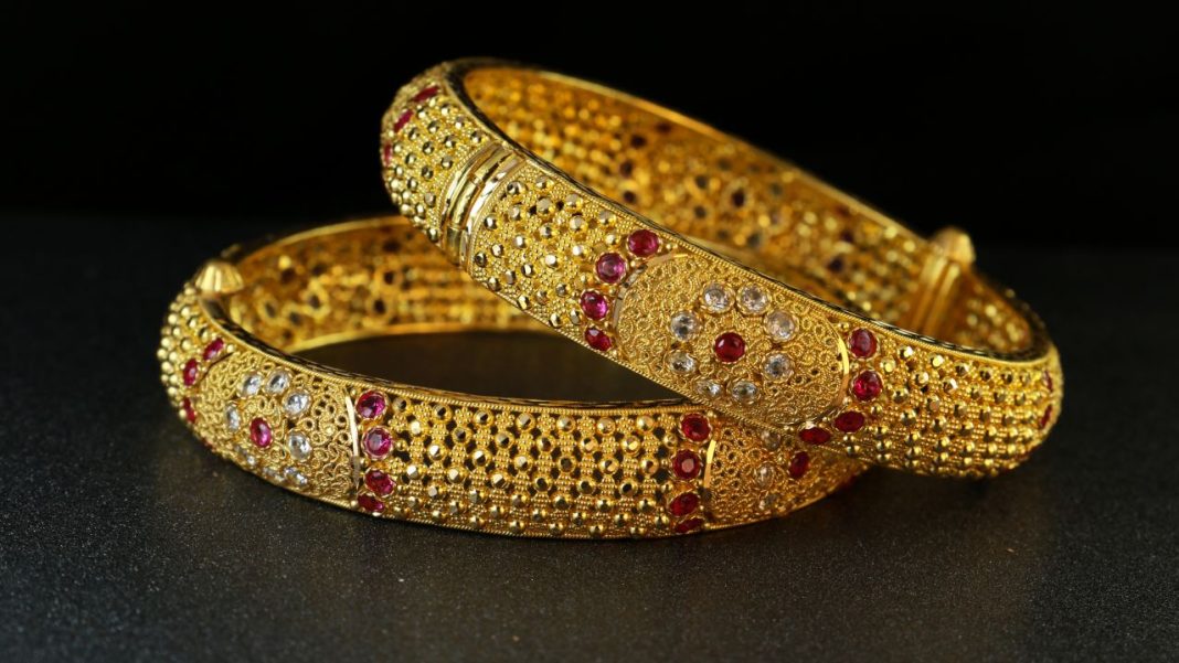 Aditya Birla Group expands branded-jewellery retail business in India
