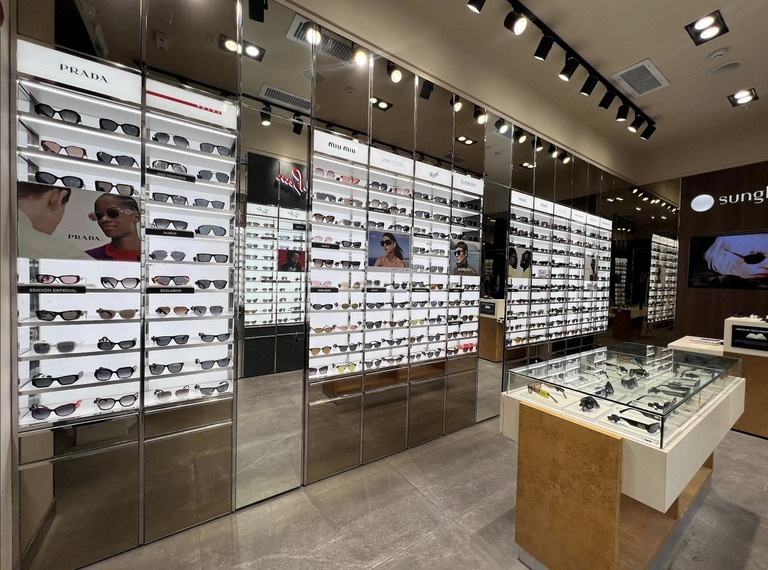 Sunglass Hut Lands in La Molina