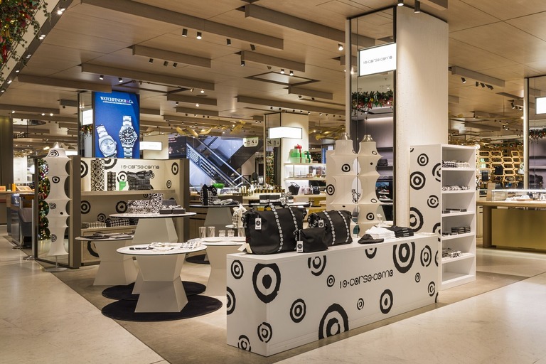 10 Corso Como Lands in Paris