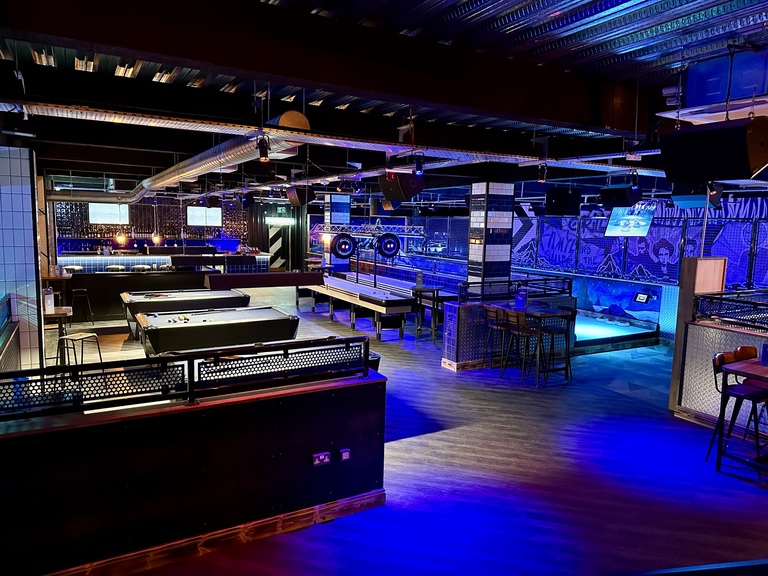 Roxy Lanes Union Street Opens a Second Floor
