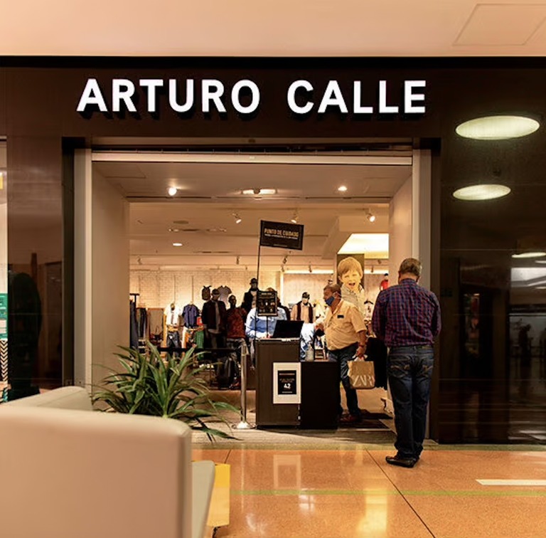 Arturo Calle Betting on Expansion into Small Towns