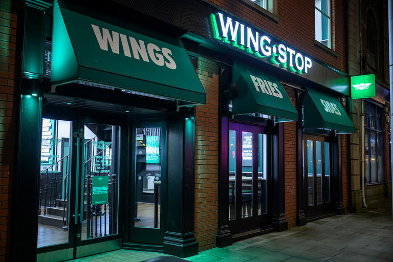 Wingstop UK Kicks Off 2025 Expansion