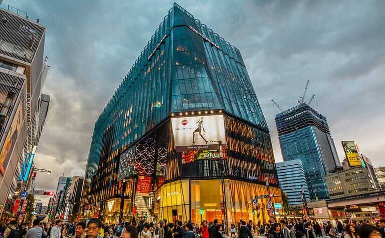 GAW JV BUYS CENTRAL TOKYO MALL FOR $1B