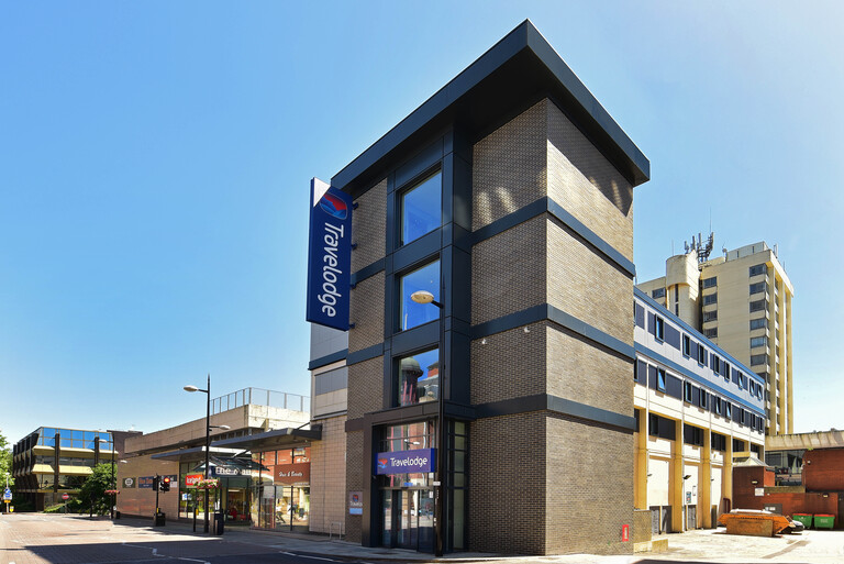 New Travelodge Site Opens for Business