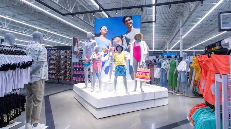 Walmart Debuts Store of the Future in Texas