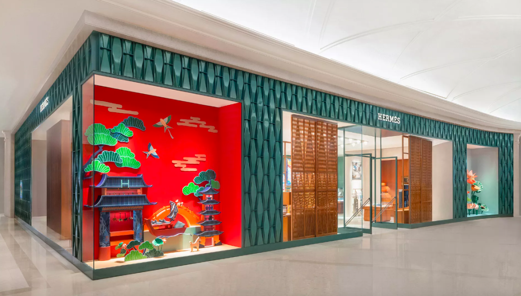 HERMES opens newly expanded and renovated boutique in Macau at Four Seasons