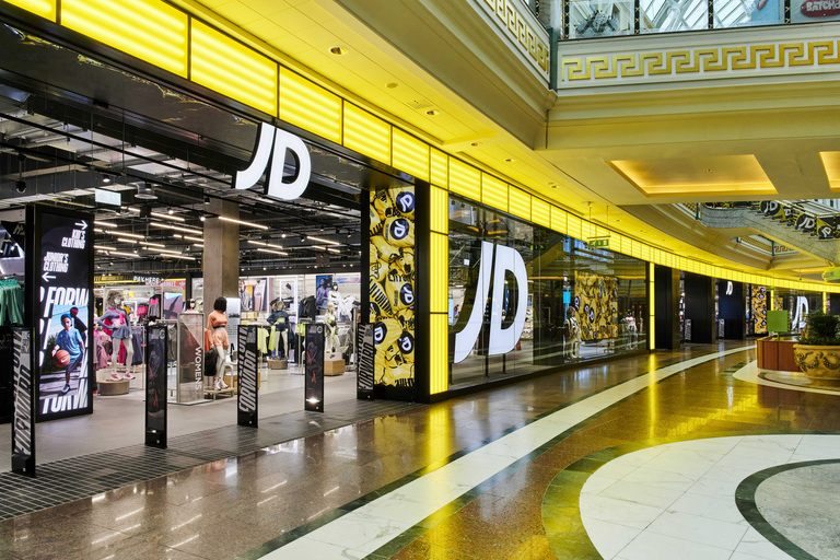 JD Unveils Biggest Global Unit in Trafford Centre