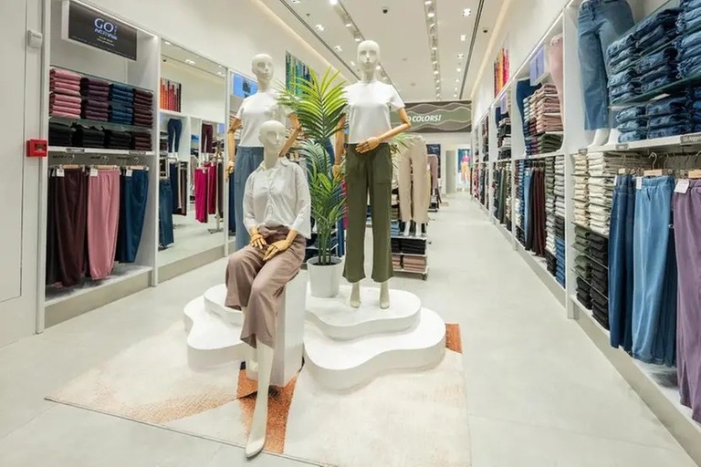 Apparel Group and Go Colors Launch International Store