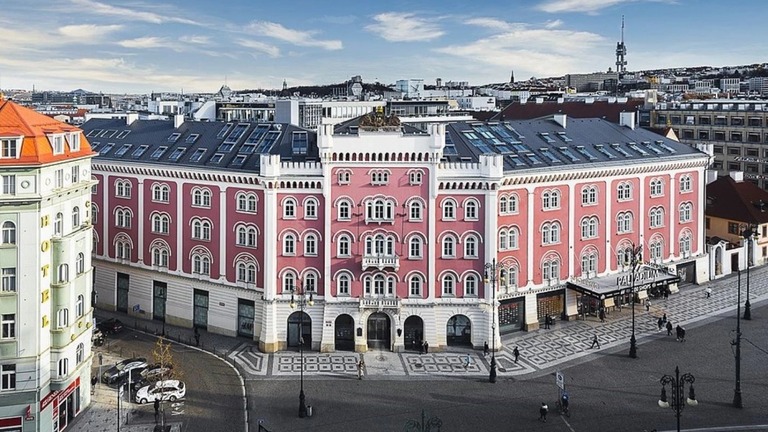 Czech Centre Sale Moves Forward