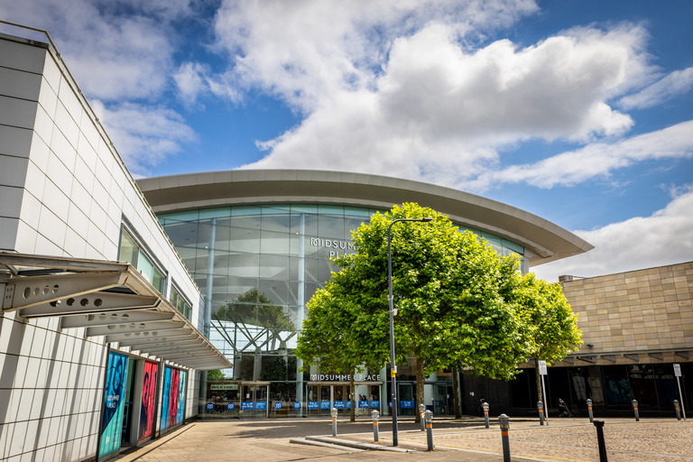 Midsummer Place Signs New F&B Operators