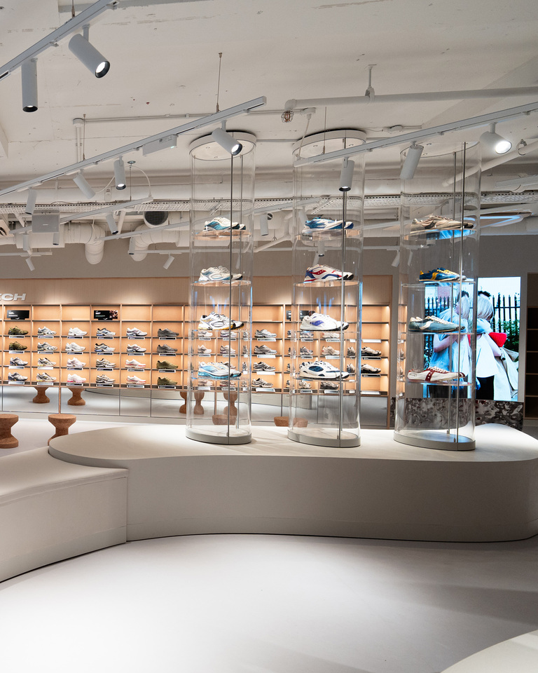 Saucony Launches Pioneering Store