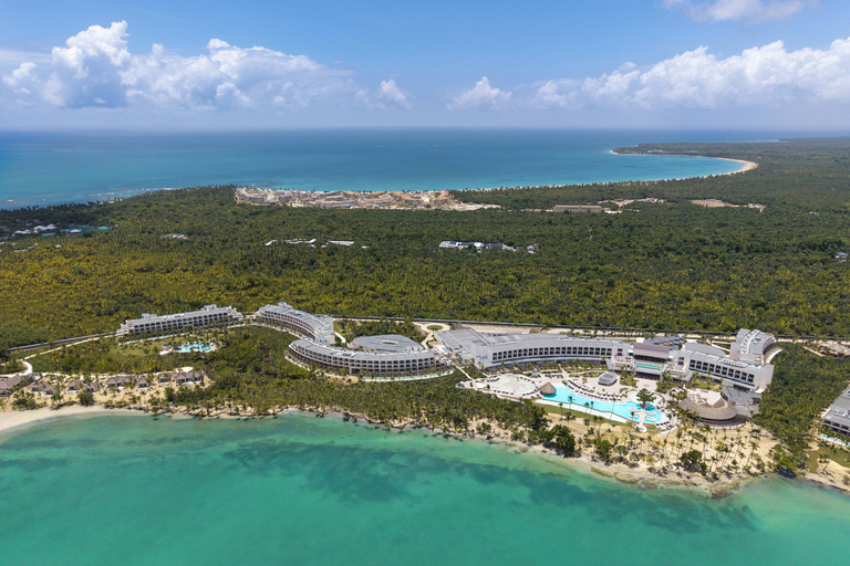 Hilton Debuts New Resort