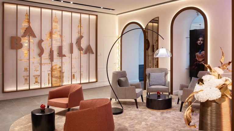 Radisson Collection Lands in Budapest