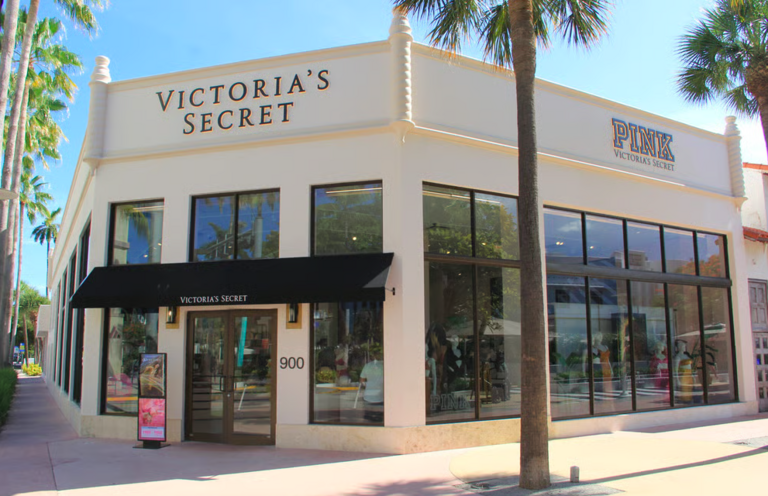 Victoria’s Secret opens new store in Miami at Lincoln Road