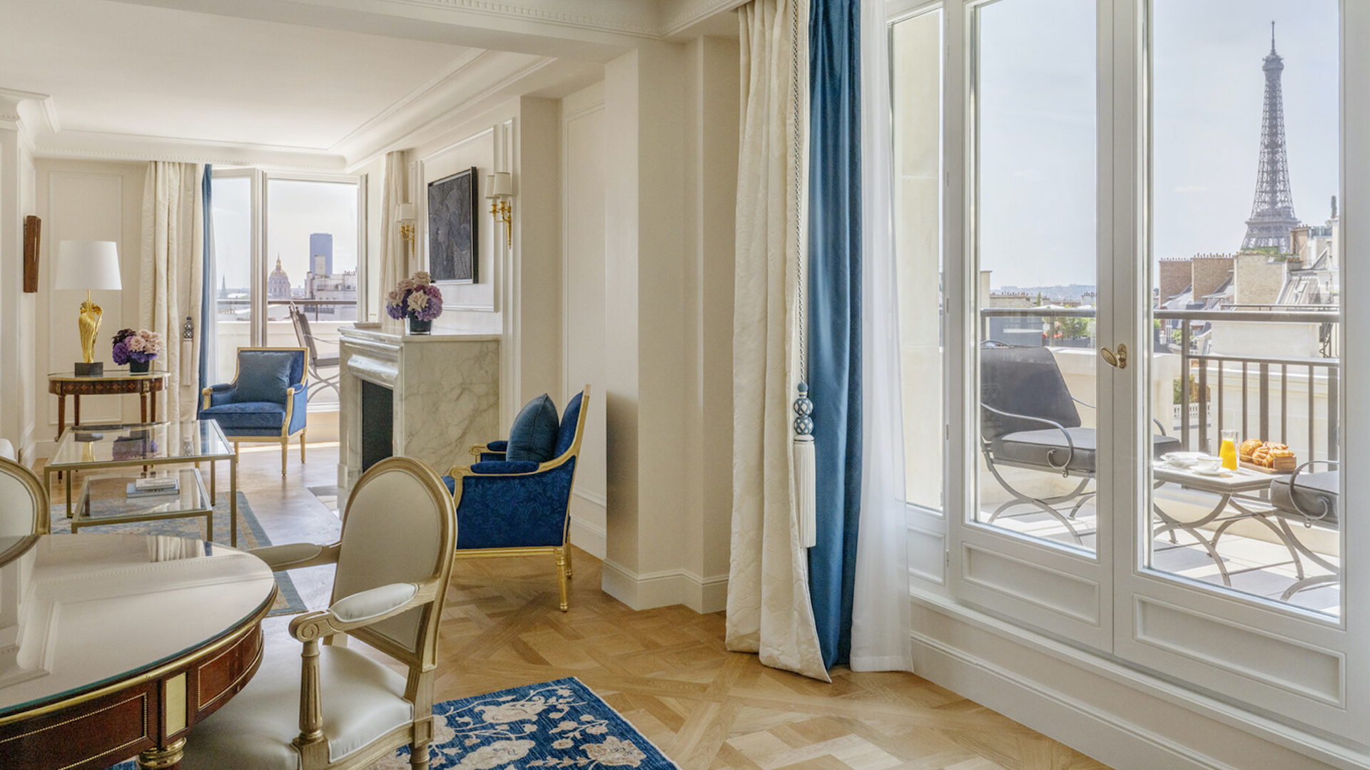Four Seasons Hotel George V, Paris