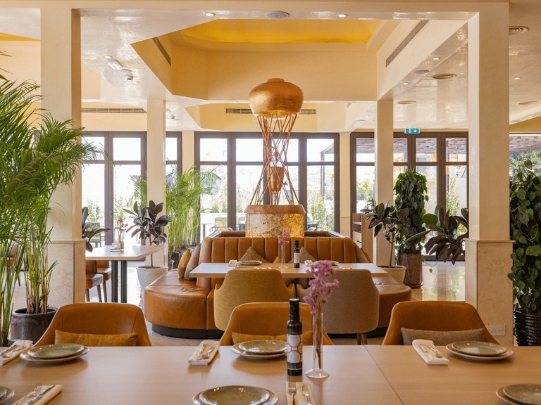 LOMA Introduces a New Style of Dining